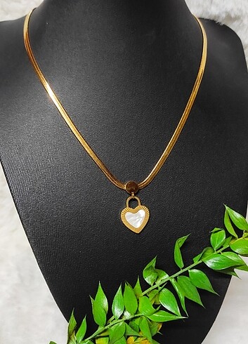 Gold Kalpli İtalyan Kolye