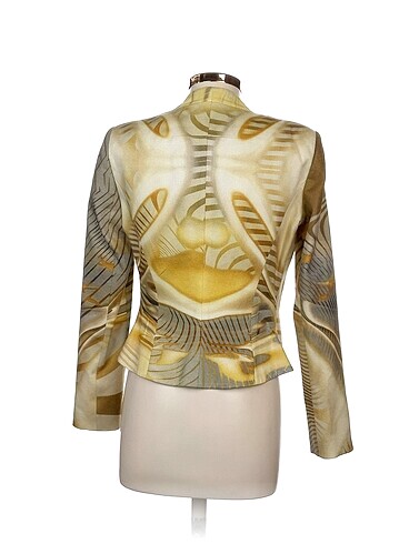 38 Beden Arzu Kaprol Blazer %70 İndirimli.