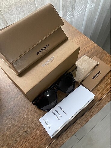 burberry gözlük