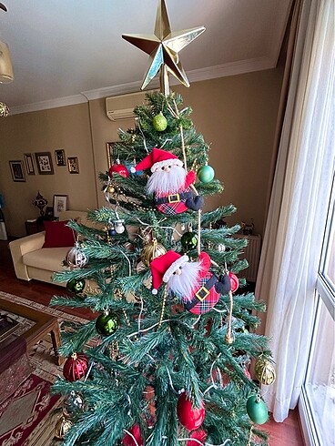 Beden Tırmanan Noel Babalar, yılbaşı süsü