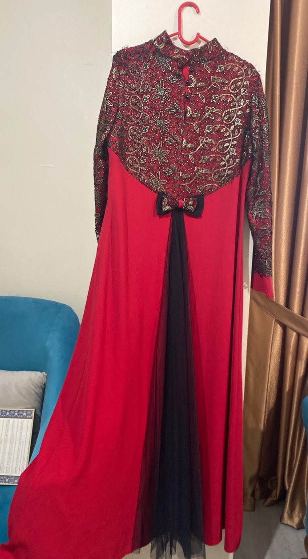 Bordo Nakışlı Uzun Kollu Tesettür Elbise - Görsel 2