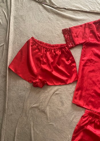 Kadın saten Kırmızı Kısa Kollu Pijama Takımı - Görsel 4