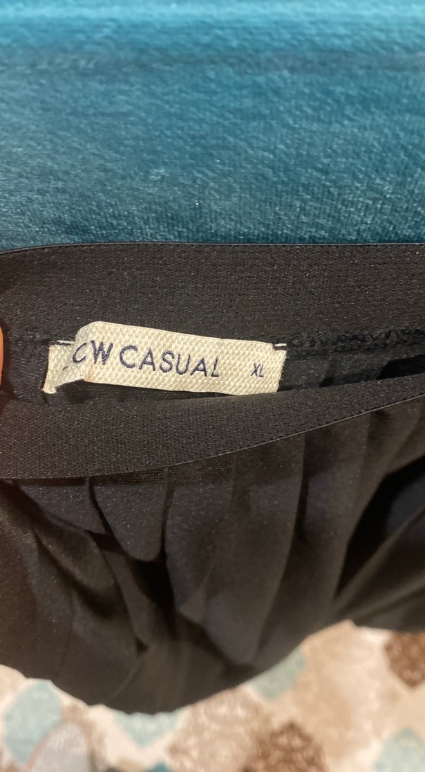 Siyah Piliseli Uzun Kadın Etek - Görsel 2