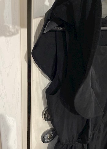 Siyah Midi V Yaka Fırfırlı Elbise - Görsel 4