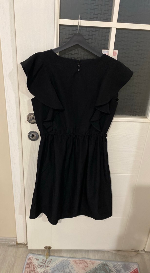 Siyah Midi V Yaka Fırfırlı Elbise - Görsel 2