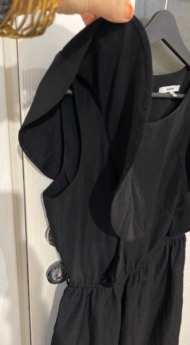 Siyah Midi V Yaka Fırfırlı Elbise - Görsel 5