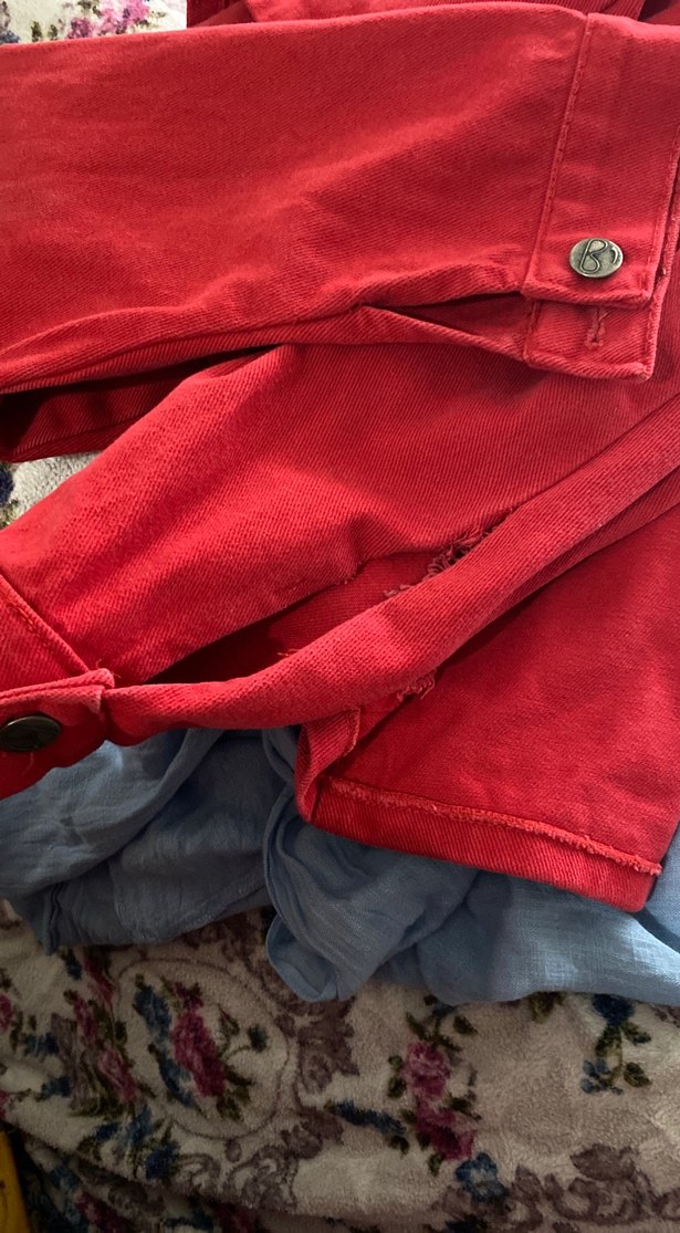 Düğmeli Kırmızı Kısa Kot Ceket - Görsel 5