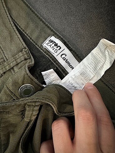 Koton Haki dar paça pantolon