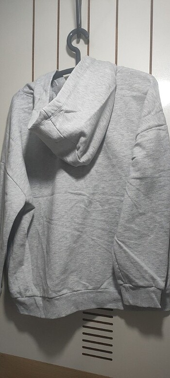 LC Waikiki Sweatshirt kapşonlu