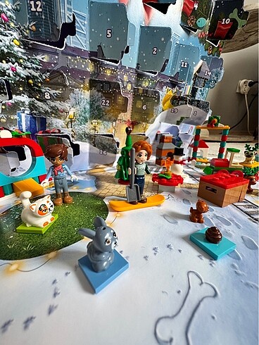 Beden LEGO Friends Yılbaşı Takvimi