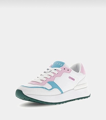 Guess marka yeni sneaker.