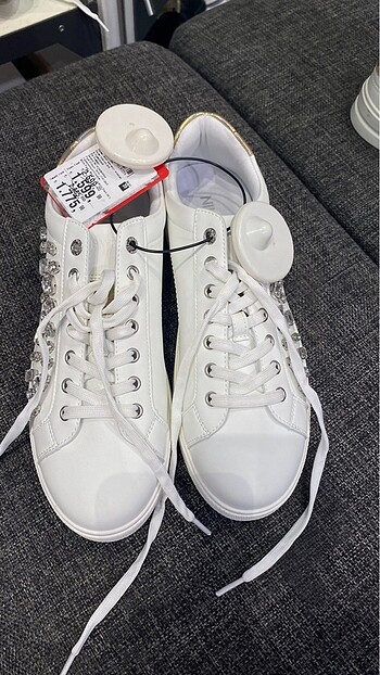 39 Beden Nine West Sneacer