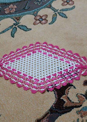 Pembe Kenarlı Vintage Dantel Örtü - Görsel 4