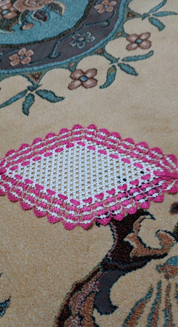 Pembe Kenarlı Vintage Dantel Örtü - Görsel 4