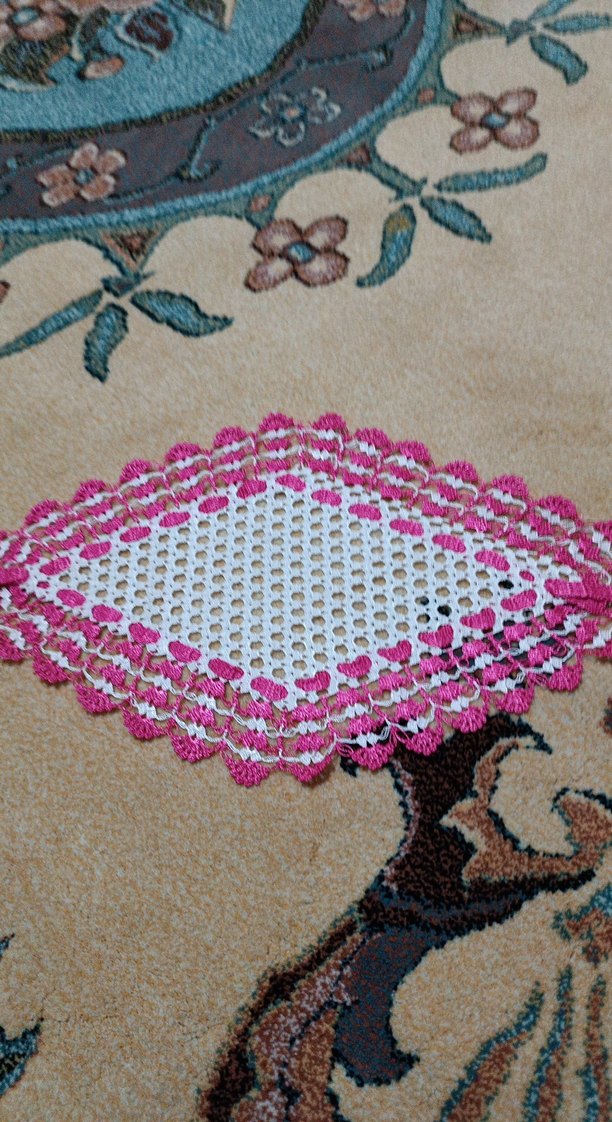 Pembe Kenarlı Vintage Dantel Örtü - Görsel 3