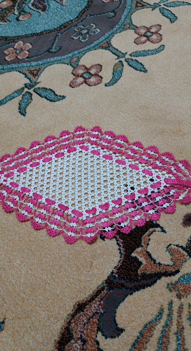 Pembe Kenarlı Vintage Dantel Örtü - Görsel 2