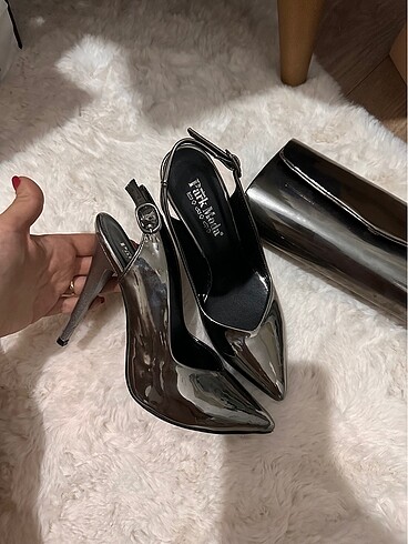 37 Beden gri Renk Stiletto