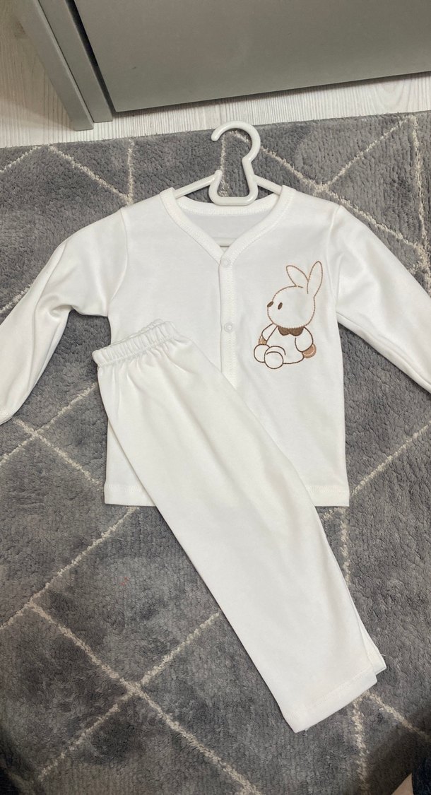 Beyaz Baskılı Bebek alt üst takım - Görsel 2