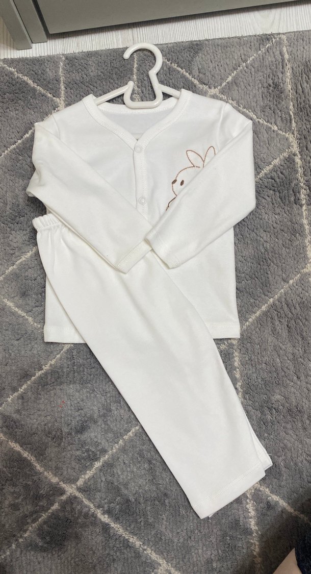 Beyaz Baskılı Bebek alt üst takım - Görsel 3
