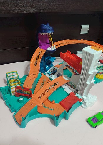  Beden Sesli köpek balığı parkur