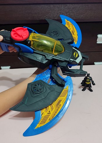 Batman Batwing araç