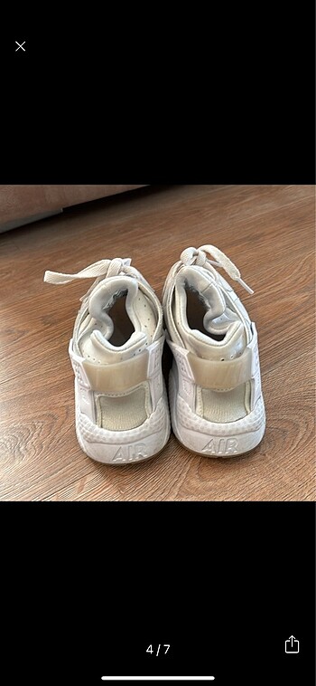 38 Beden beyaz Renk Nike air huarache ayakkabı