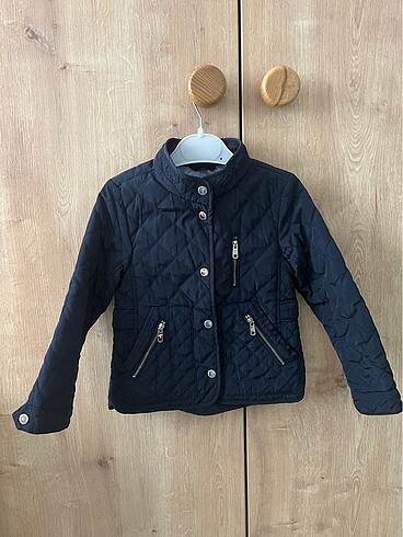 Zara mont