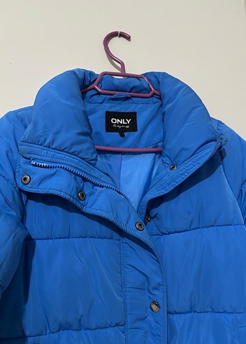 Düğmeli Mavi Kısa Kadın Kışlık Mont - Görsel 3