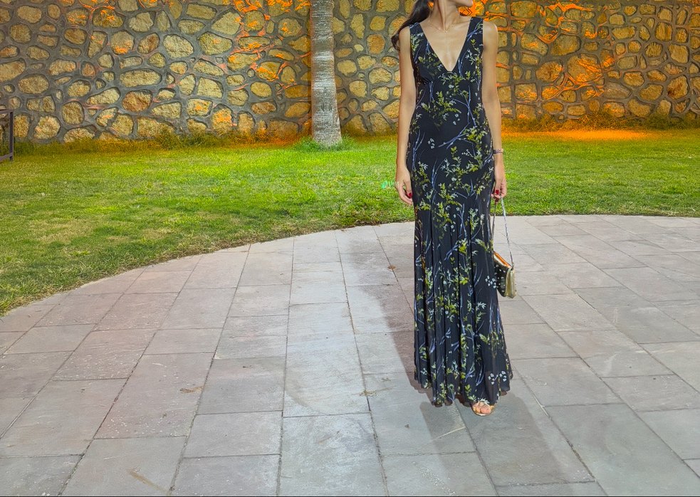 Zara V Yaka Pilili Lacivert Uzun Elbise - Görsel 4