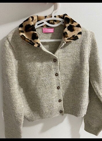 Leopar desenli hırka