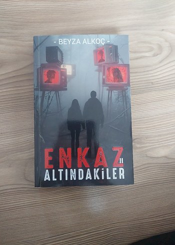 Enkaz Altındakiler - Beyza Alkoç
