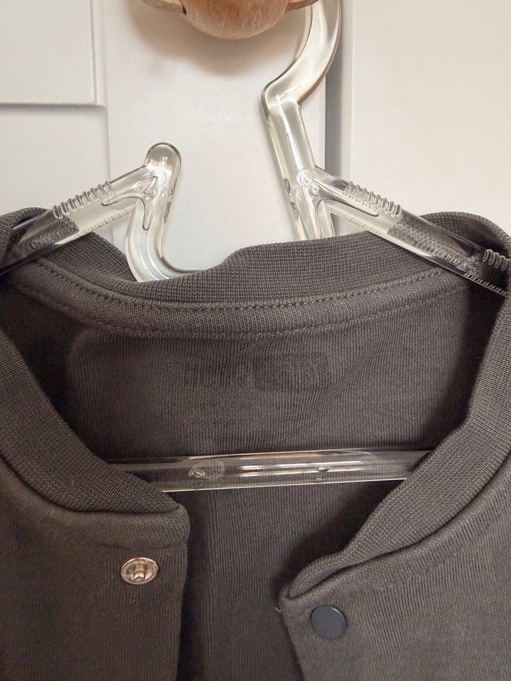 Düğmeli Siyah Kolsuz Kadın Yelek - Görsel 2