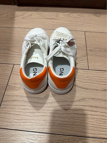 39 Beden Mango sıfır sneaker