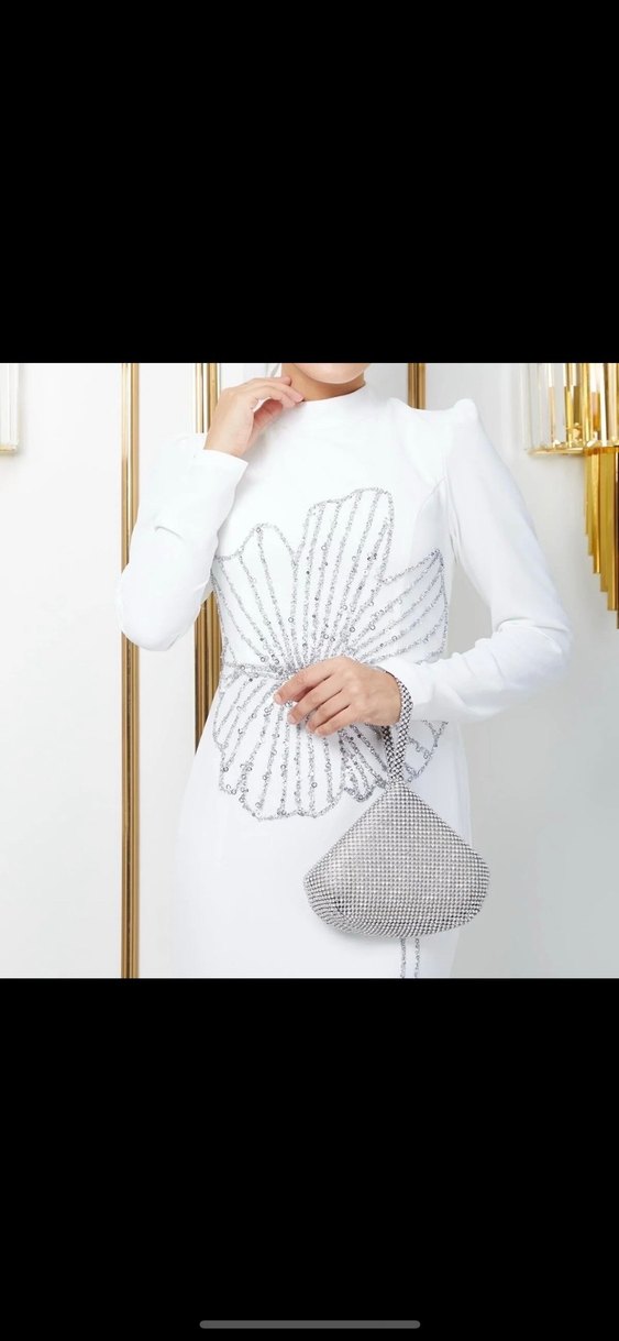 Beyaz Uzun Kollu İşlemeli Abiye Elbise - Görsel 3