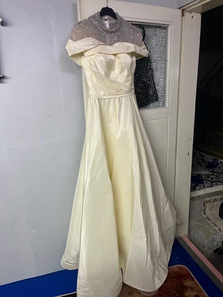 Drapeli Straplez Beyaz Uzun Abiye Elbise - Görsel 5