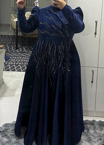 Uzun Kollu Mavi İşlemeli Abiye Elbise - Görsel 3