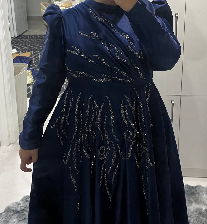 Uzun Kollu Mavi İşlemeli Abiye Elbise - Görsel 2