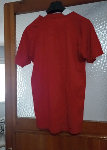 Erkek Kırmızı V Yaka Kısa Kollu Forma - Görsel 2