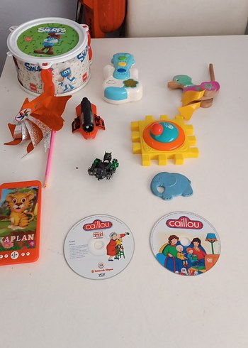 Renkli Çeşitli Oyuncak Seti - Görsel 2