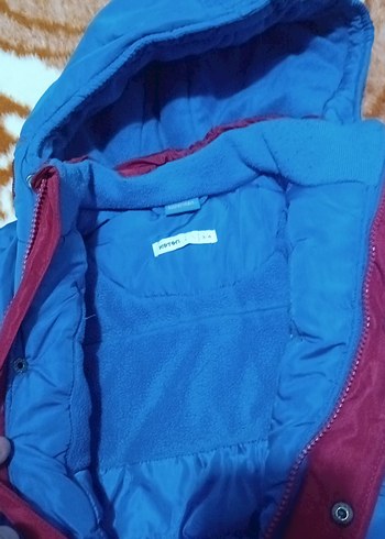 Mavi Kapüşonlu Erkek Çocuk Mont - Görsel 3