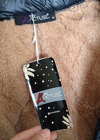 Kadın içi peluş mont M beden sıfır/etiketli - Görsel 3