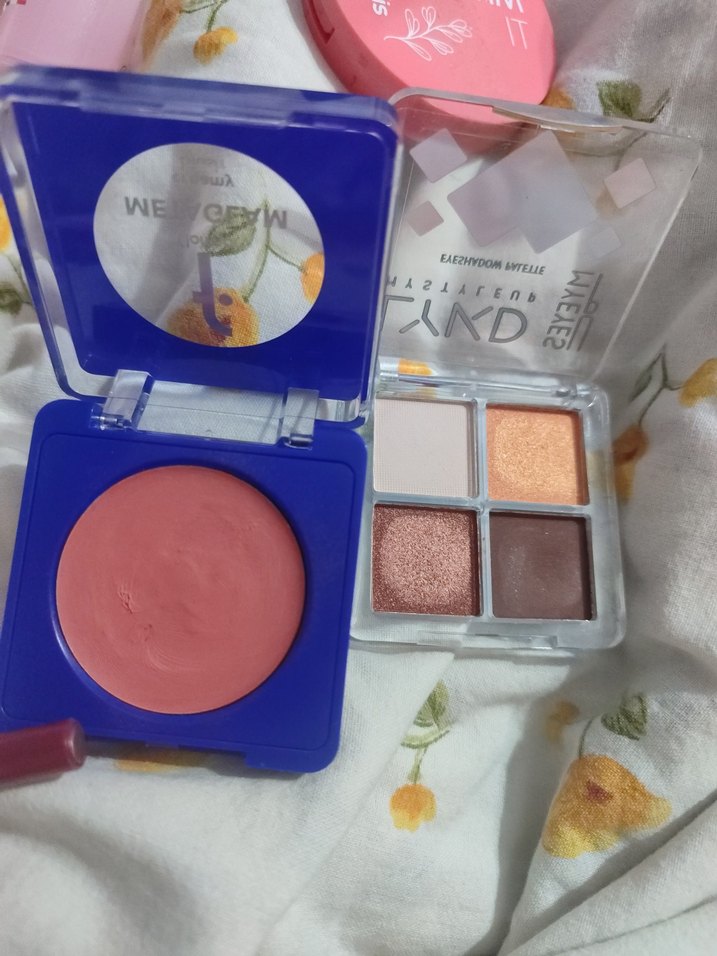 SON TEKLİF Çook Uygun Fiyata Çeşitli Makyaj Ürünleri - Görsel 2