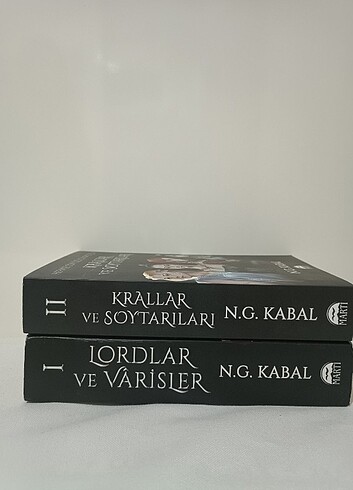 Lordlar ve Varisler Krallar ve Soytarıları