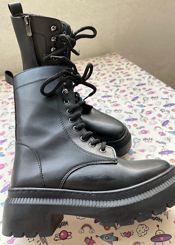 36 Beden siyah Renk Siyah Deri Punk Tarzı Kadın Bot