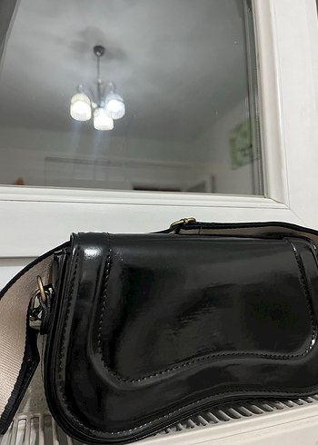  Beden siyah Renk Parlak Siyah Deri Kadın Çanta