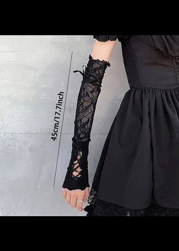 Dantel Detaylı Siyah Gotik Kadın Eldiveni