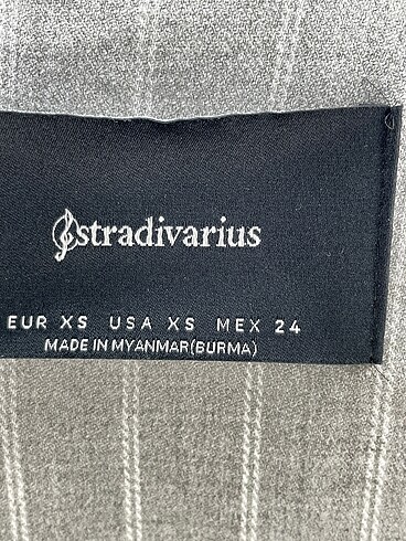 xs Beden çeşitli Renk Stradivarius Blazer %70 İndirimli.