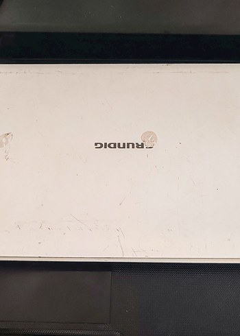 Grundig 1020 M1110 Laptop - Görsel 2