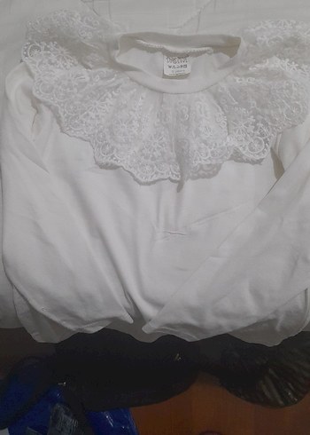 Kız Çocuk Beyaz Dantel Detaylı Bluz - Görsel 2