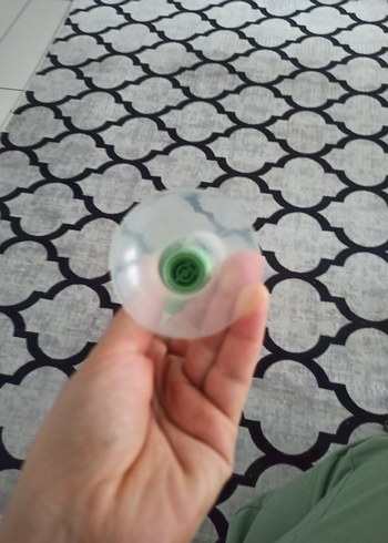 Yeşil Renkli Göğüs Pompası - Görsel 2